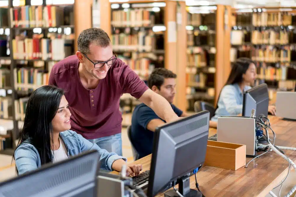 RFID UHF en bibliotecas: ventajas, limitaciones y cuándo usarlo